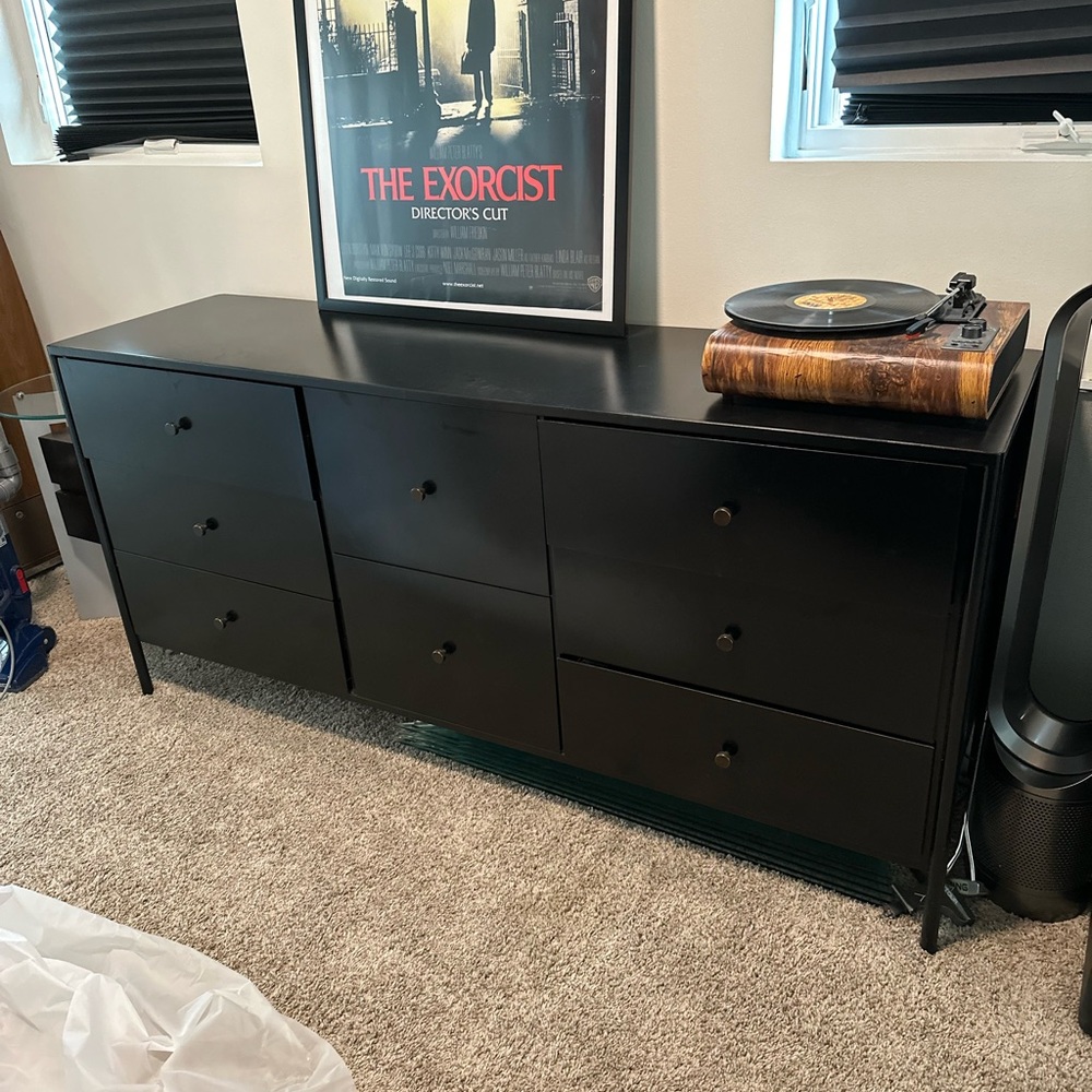 Jayson home dresser